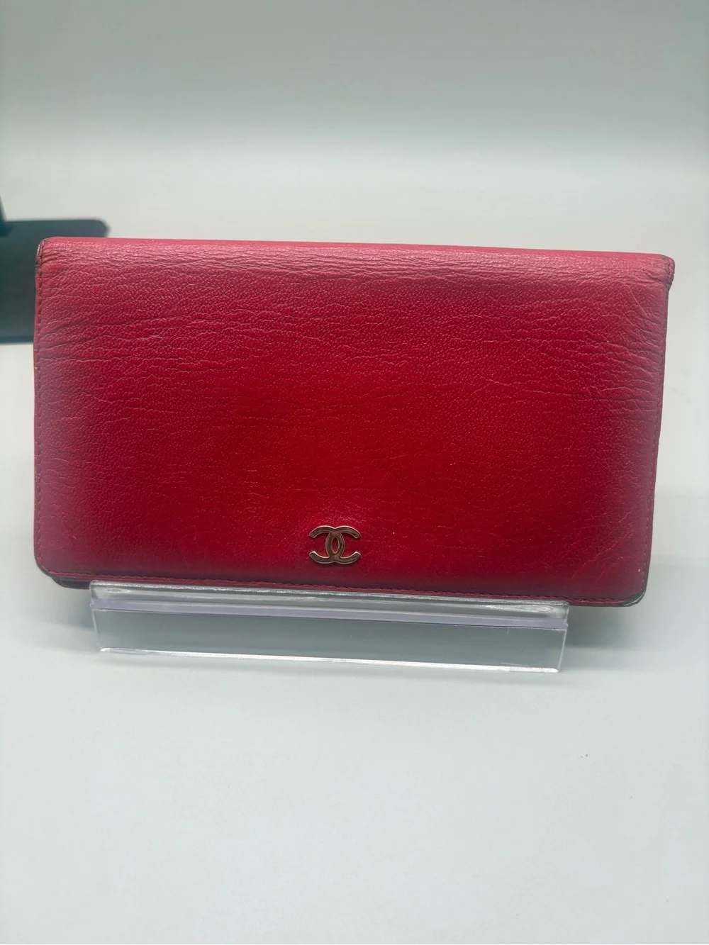 CHANEL Red Leather CC-Logo Continental Wallet